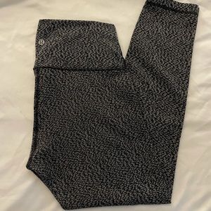 Lululemon size 8 legging